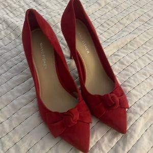 Marc Fisher Womens Red Suede Heels with Bow Size 7M